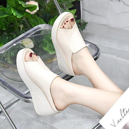 【30% ZNIŻKI】🔥[Obcas 5,5 cm] 【35-42】Sandały na koturnie z miękką podeszwą